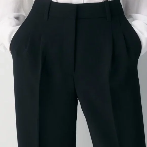 NWT Aritzia EFFORTLESS Crepette Pants BLACK 14 Regular - Picture 4 of 9